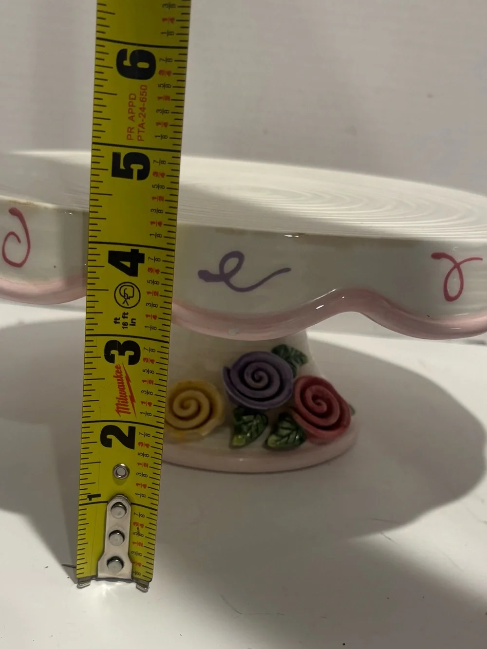 Avon celebration pedestal